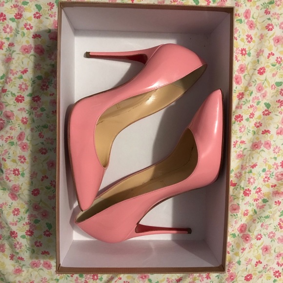Christian Louboutin heels - Picture 2 of 8